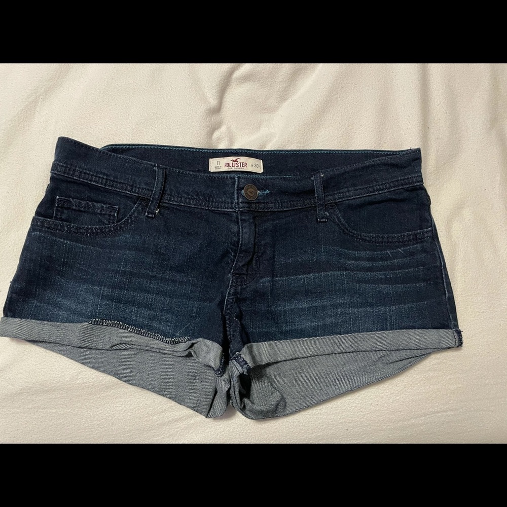 Hollister Low-Rise Shorts